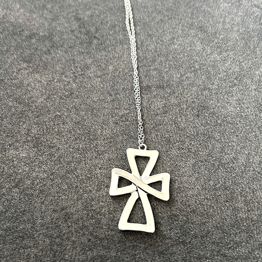 Silver Cross Necklace 12” Unisex Lightweight‎